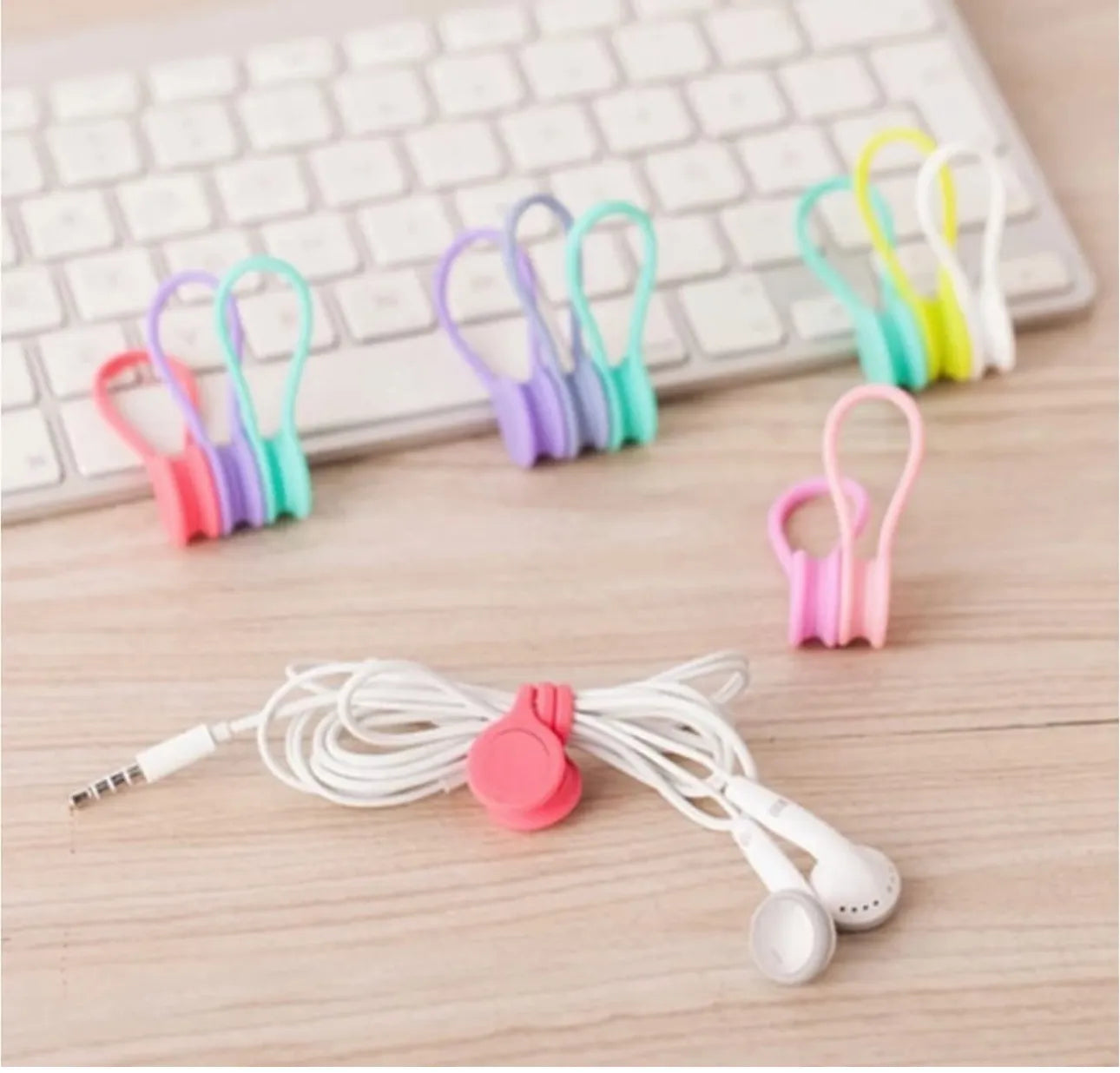 Lot de 2 attaches câbles magnétiques