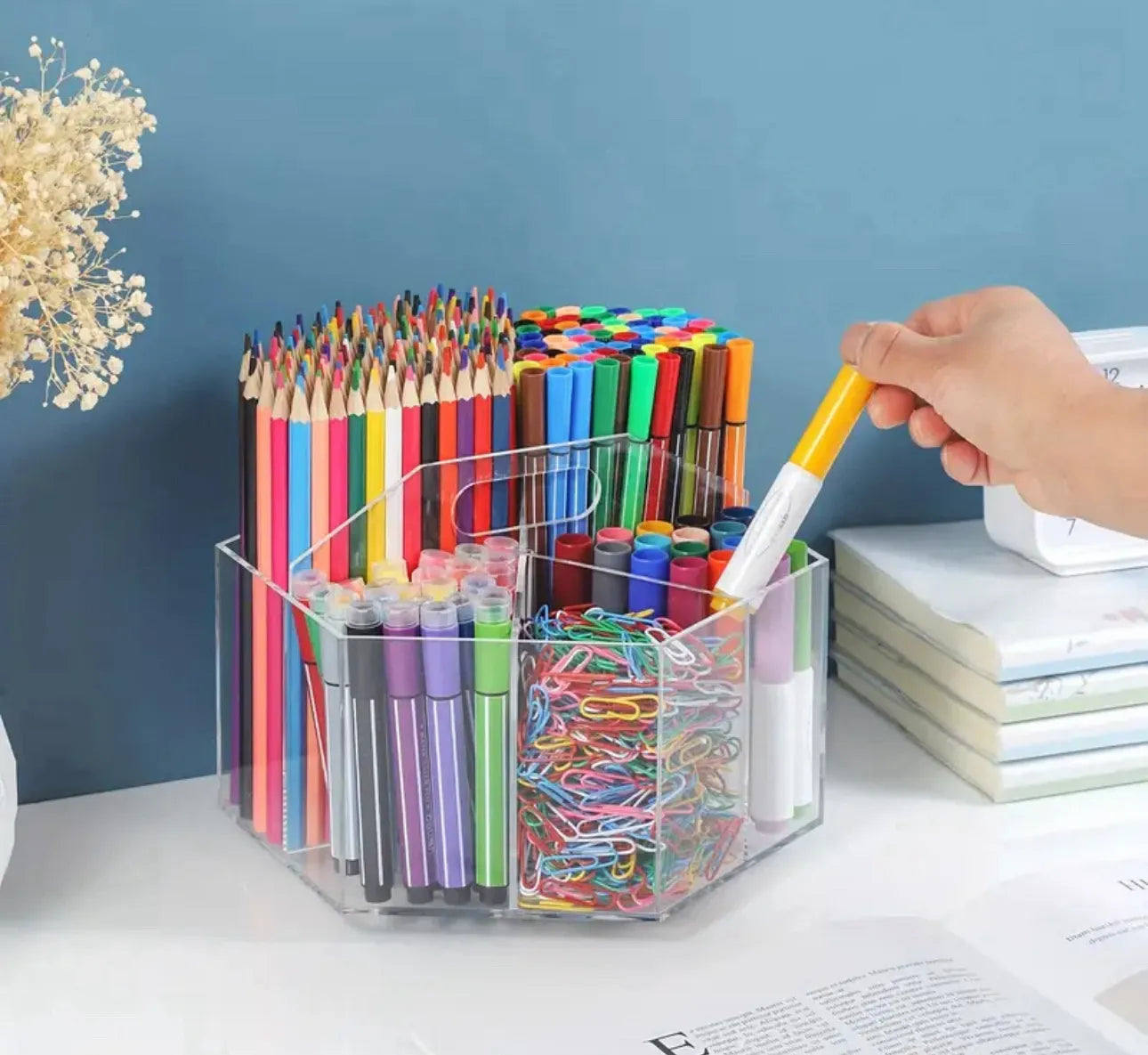 Boite de rangement rotative en plexiglass