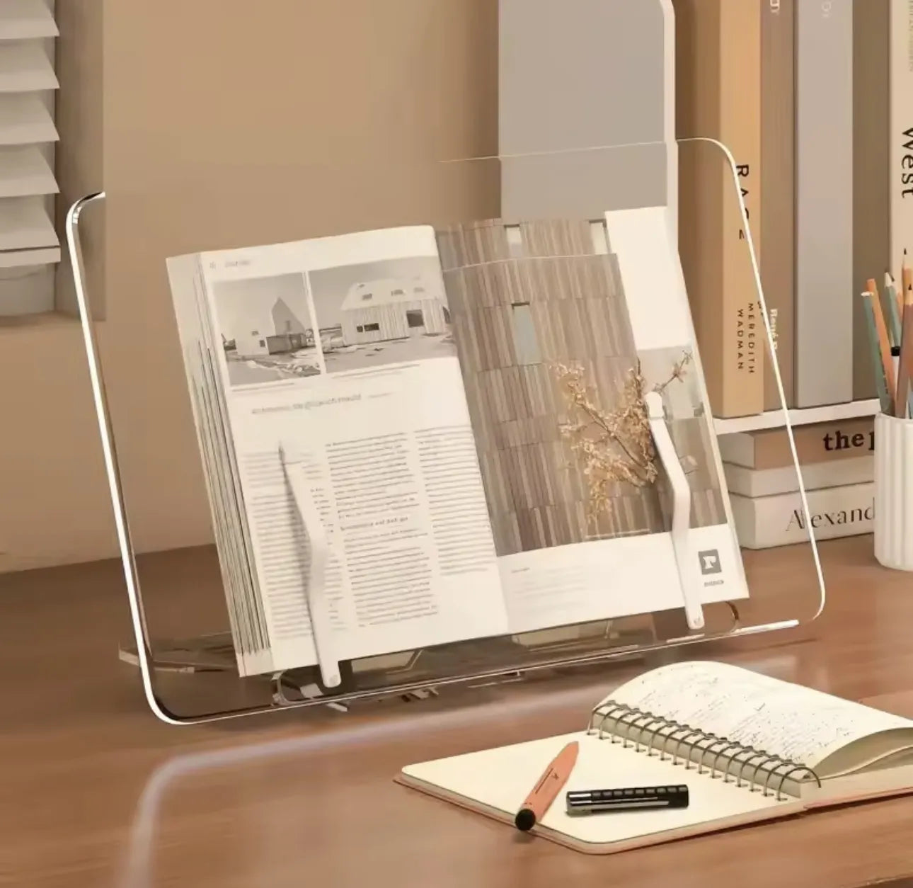 Support de lecture en plexiglass