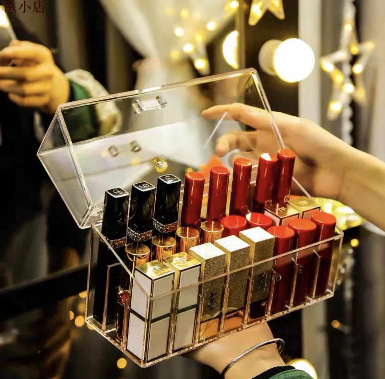 Boîte de rangement rouges à lèvres