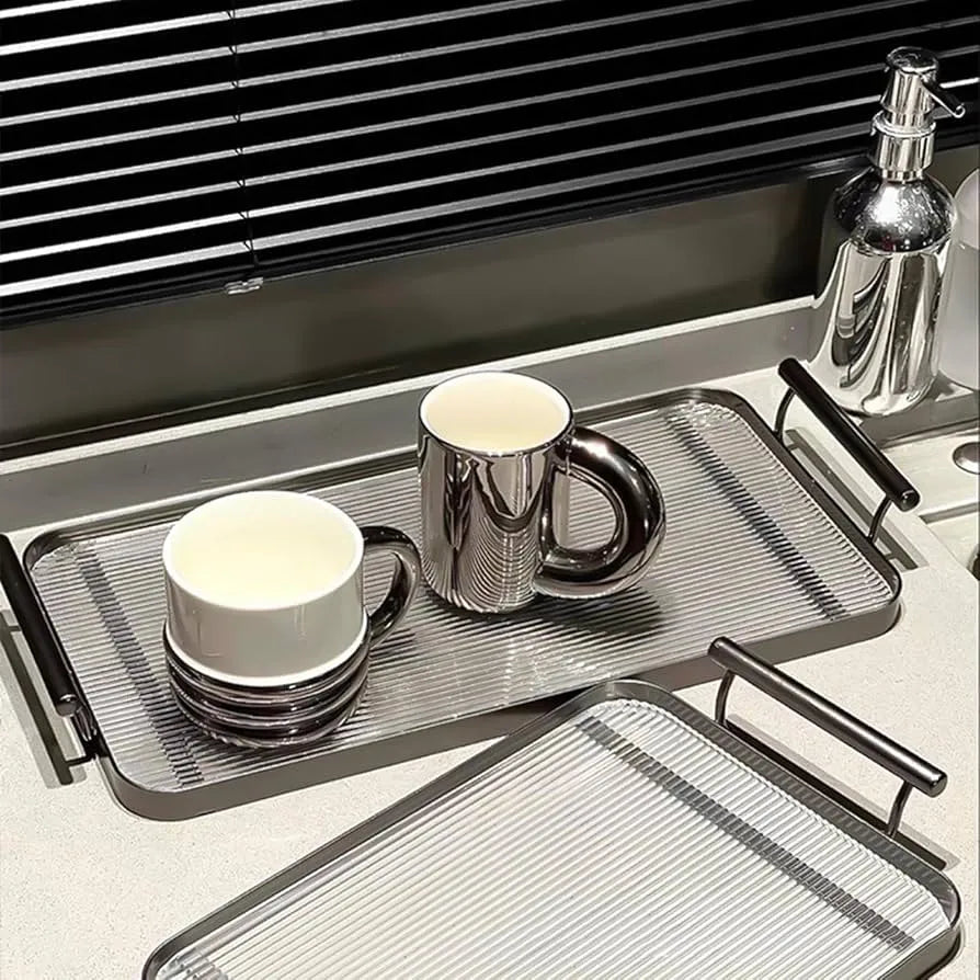 Lot de 2 plateaux en plexiglass