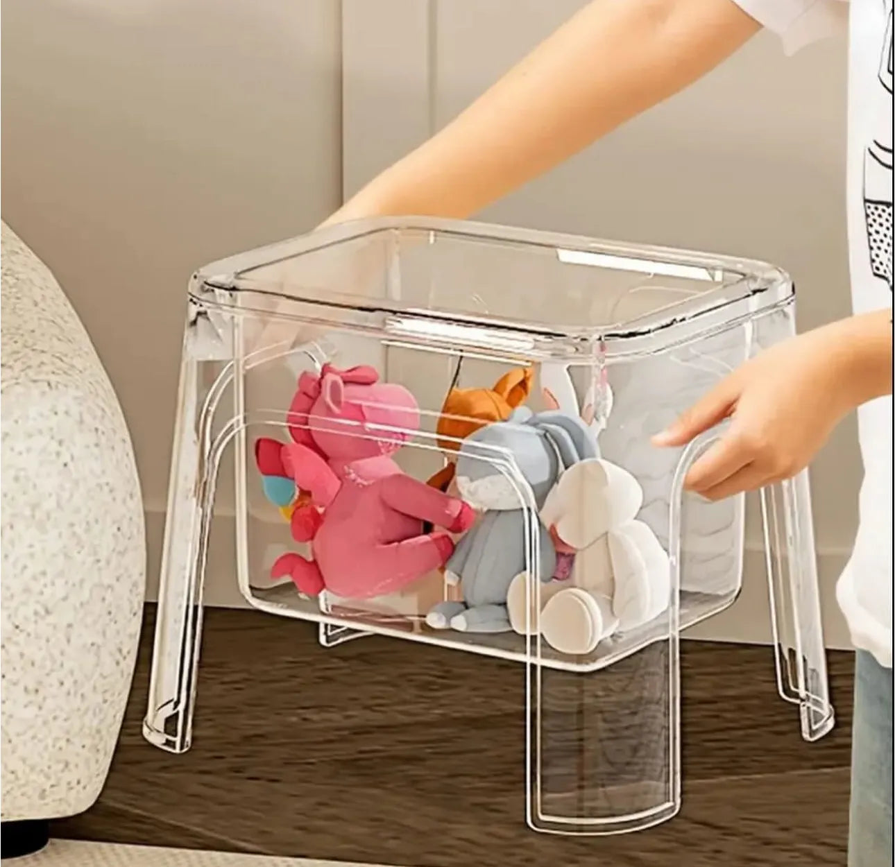 Tabouret en plexiglass