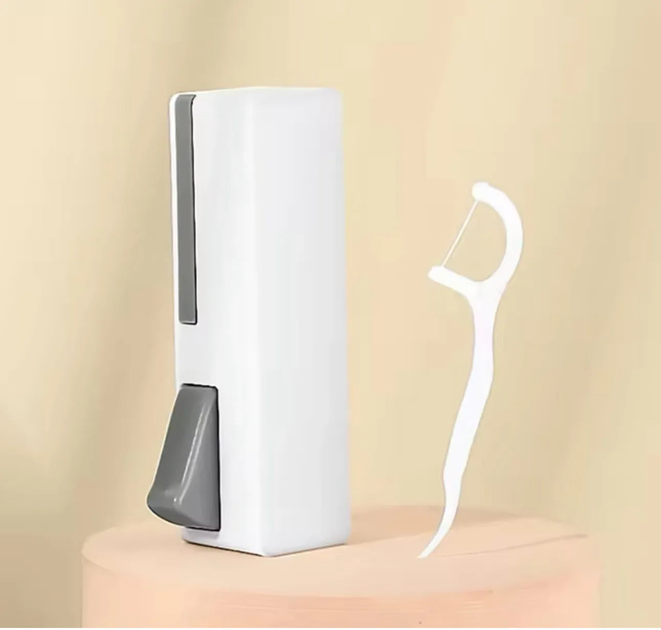 Distributeur de fil dentaire