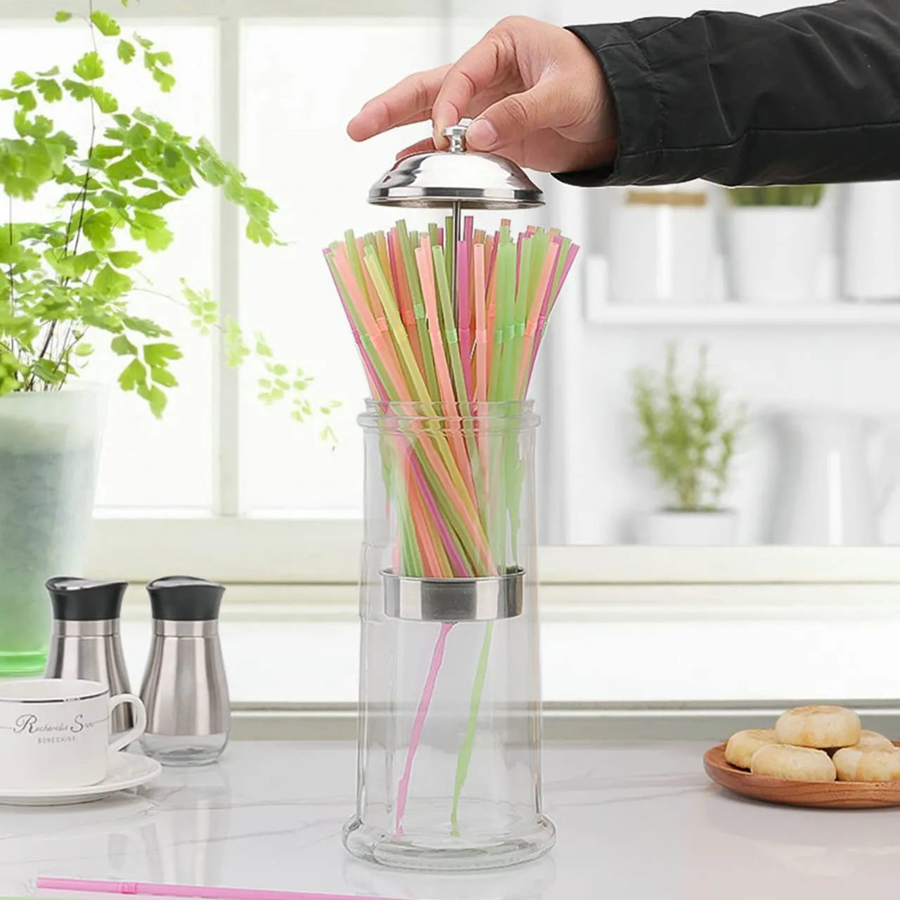 Distributeur de pailles en verre