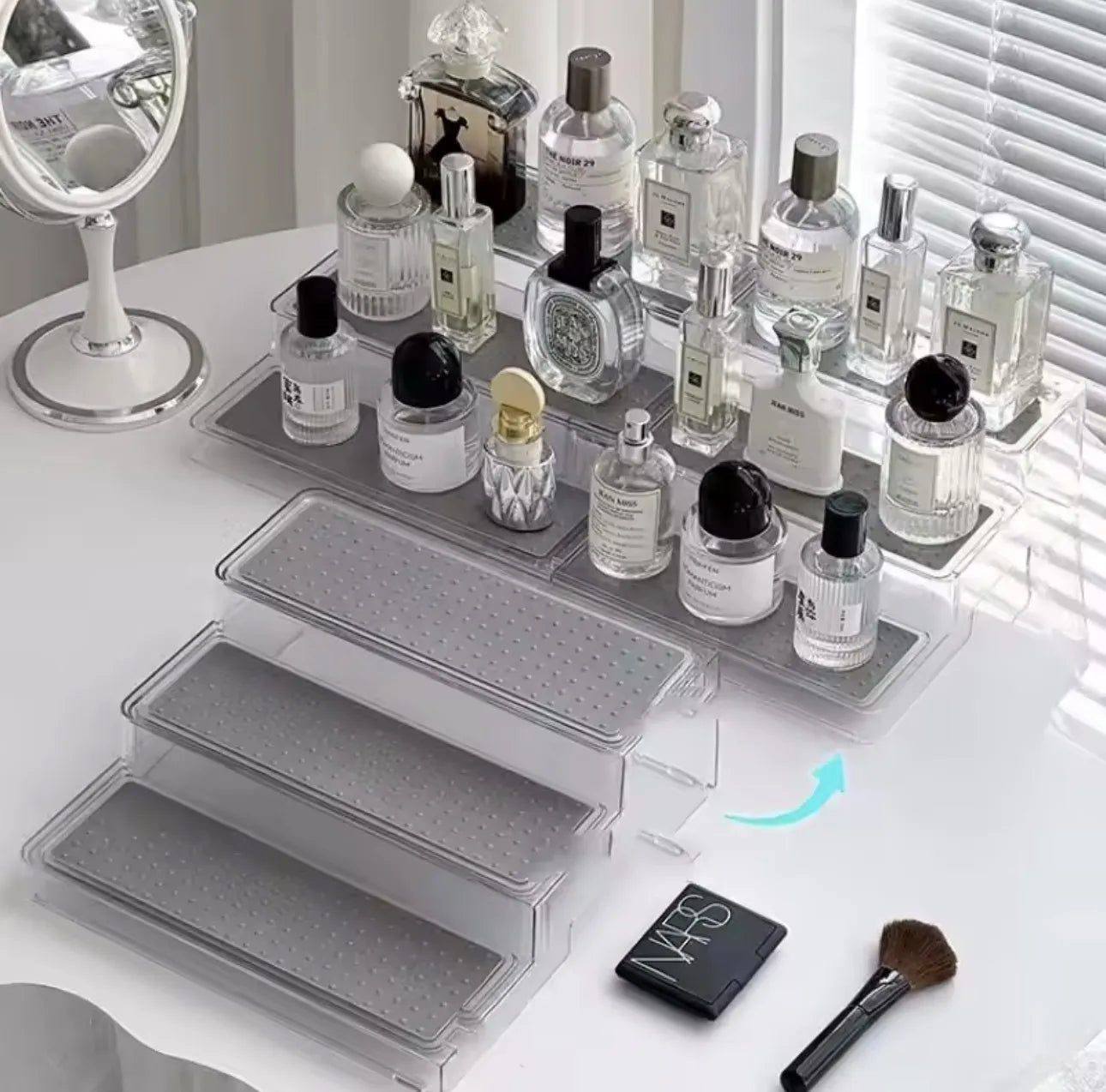 Etagere 3 niveaux en plexiglass extensible