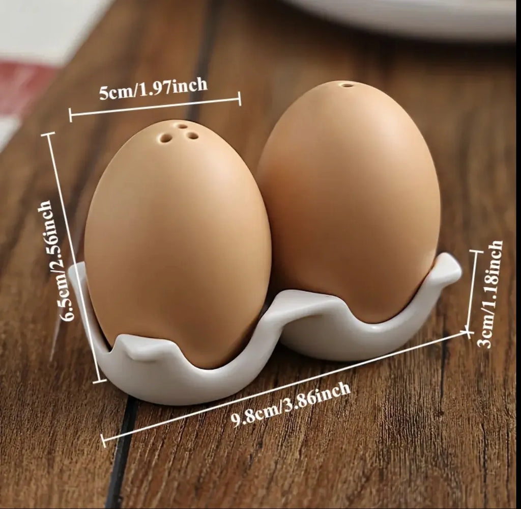 Salière et poivrière avec support en céramique