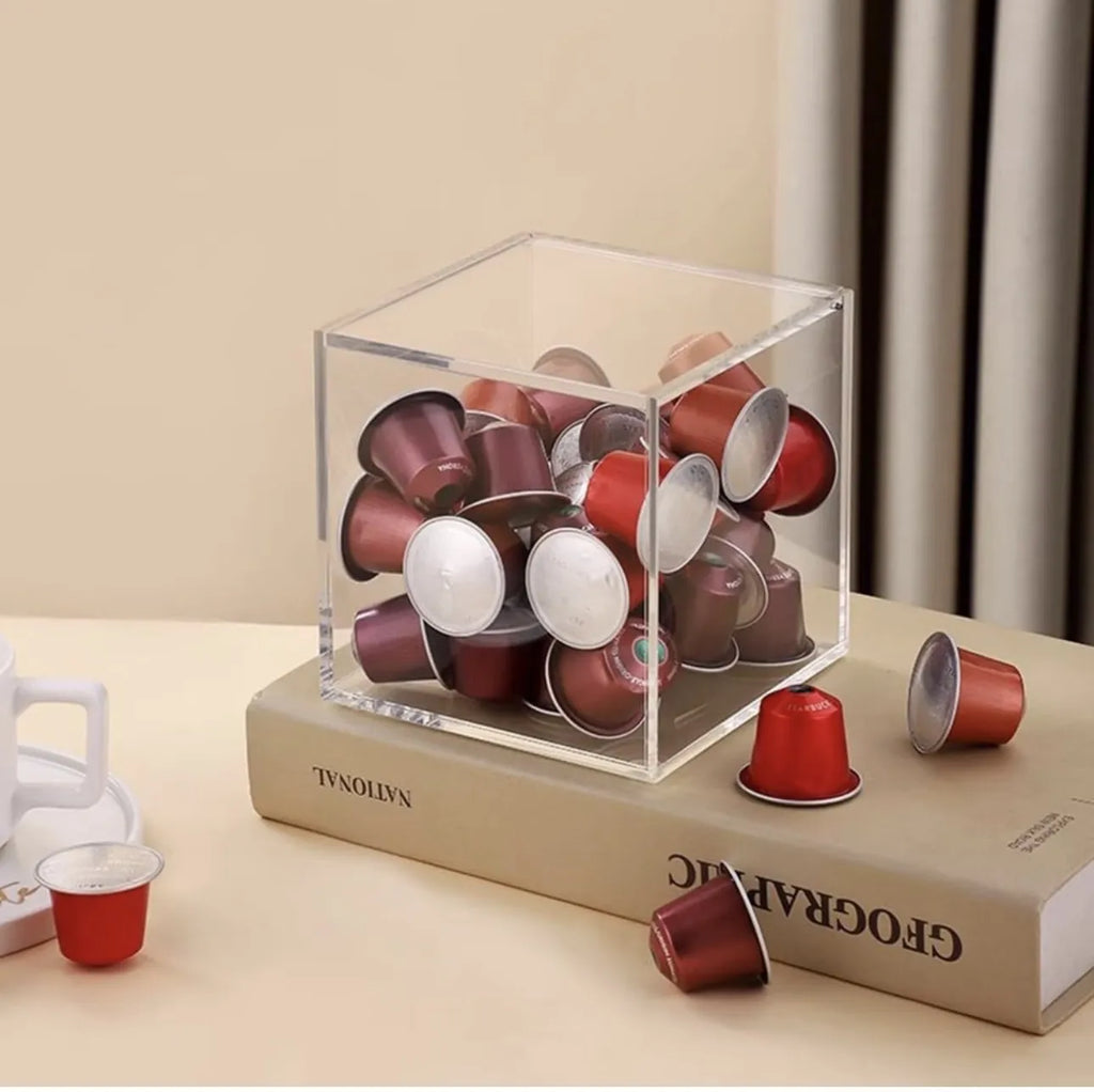 Boite de rangement en plexiglass