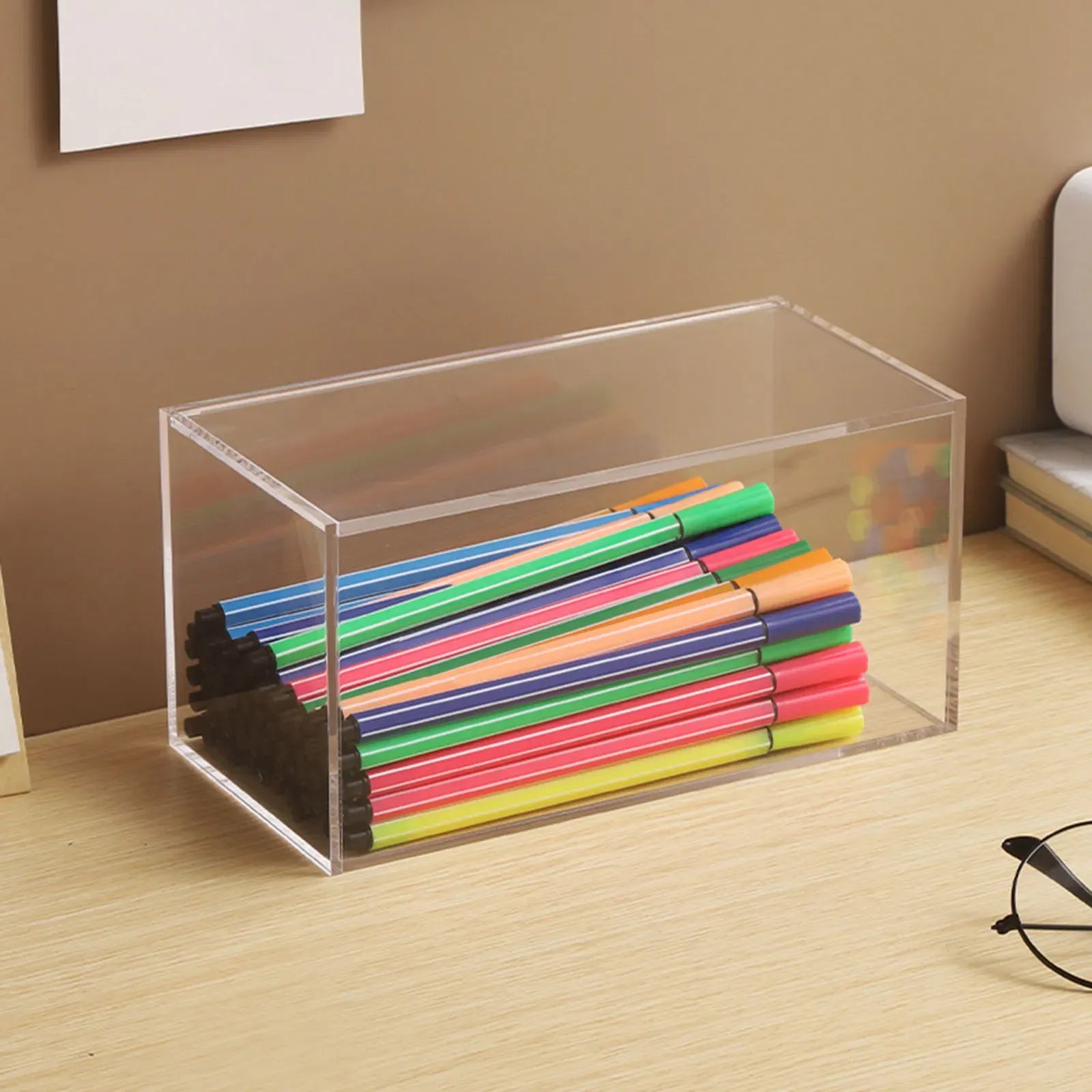 Boite de rangement en plexiglass