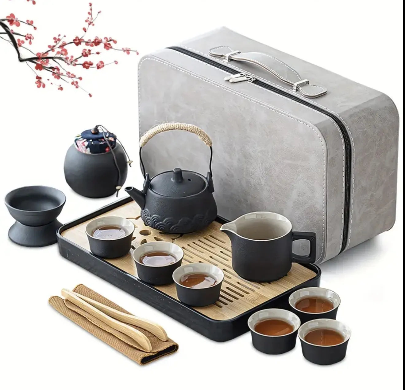 Ensemble en céramique et plateau en bambou