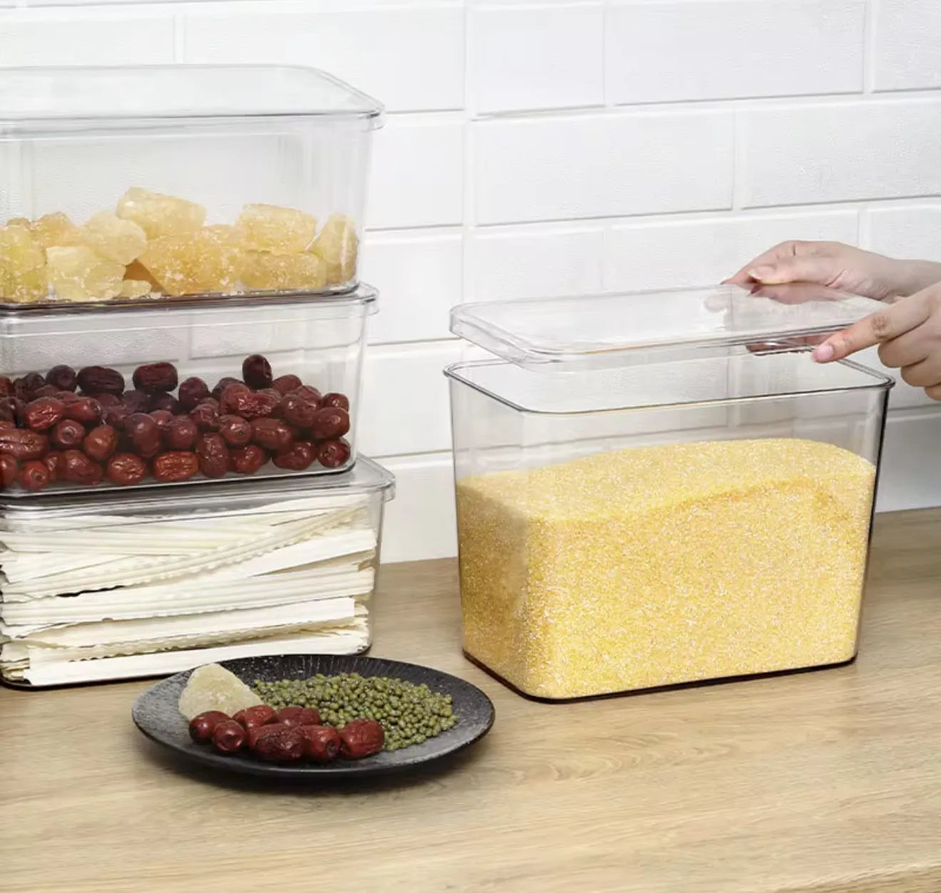 Boites de rangement en plexiglass