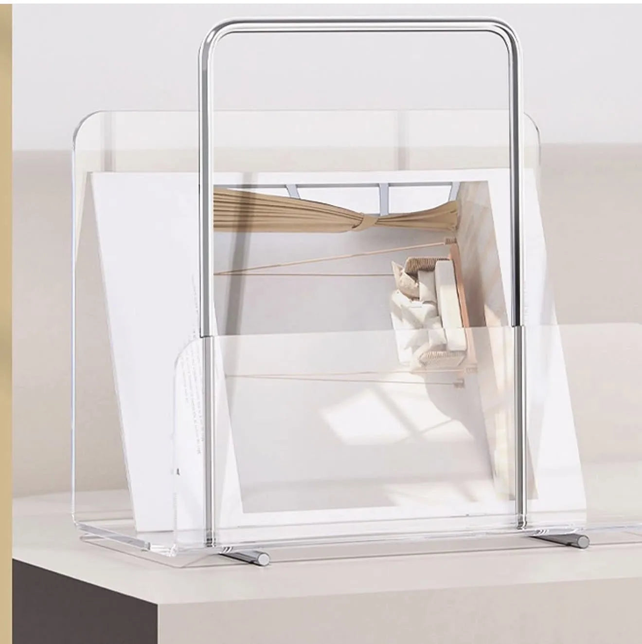 Support de magazine en plexiglass