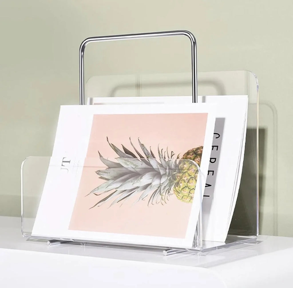 Support de magazine en plexiglass