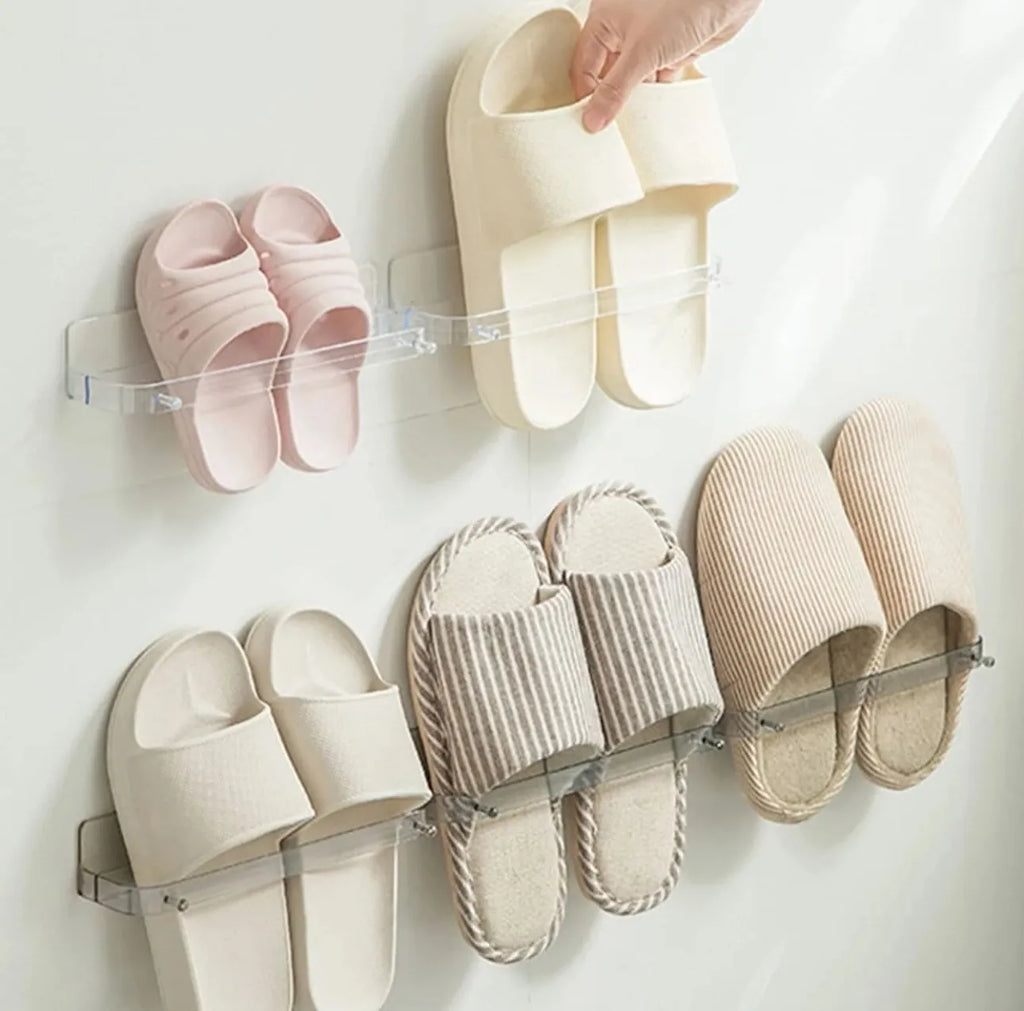Organisateur pantoufles en plexiglass adhésif
