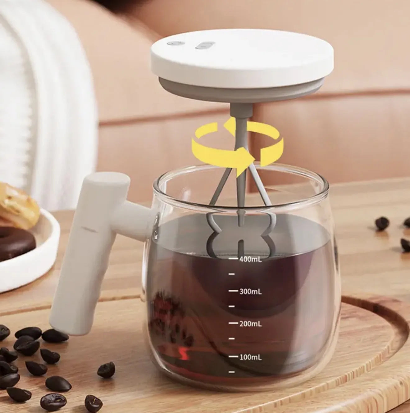 Tasse à agitation automatique
