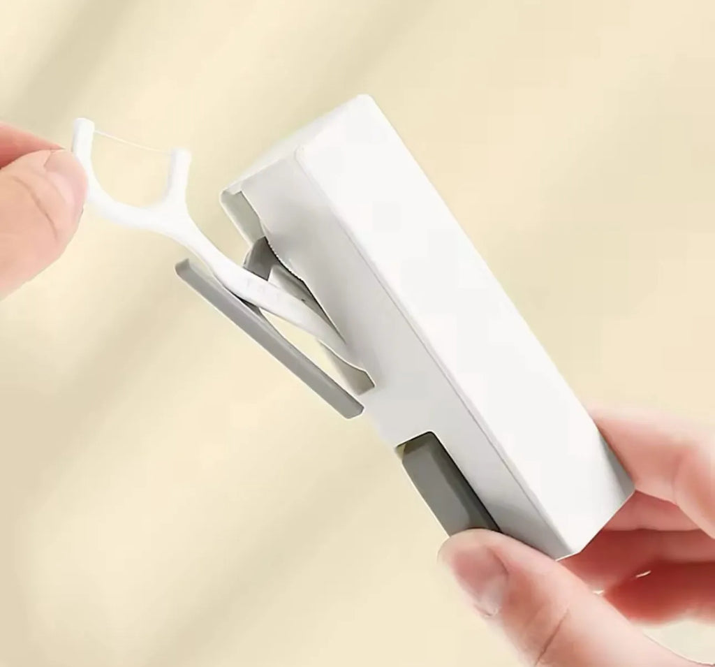 Distributeur de fil dentaire