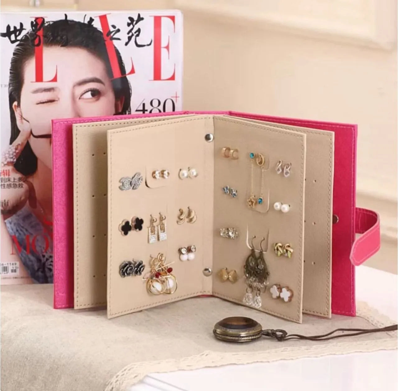 Livre de rangement de bijoux